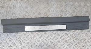 Накладка порога правая Ford Mustang 2004-2010 4R33 6313200