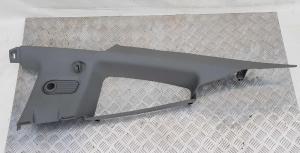 Панель заднего окна правая Ford Mustang 2004-2010  7R33 6351986; 7R3V 6351986; 5R3Z 6352018 AAA