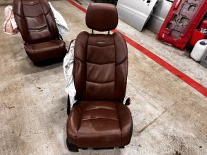 Сиденье  пассажирское Cadillac Escalade 2015 84104914