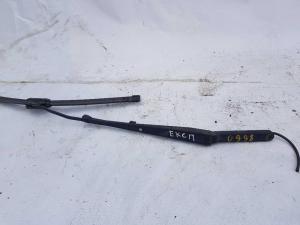 Поводок стеклоочистителя правый Chevrolet Express 2003-2014 25961210; 15947915; 15072708; 88958104; 12487590; 12367262; 22138636