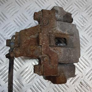 Суппорт тормозной задний левый Toyota Land Cruiser 200 2015-  4785060110