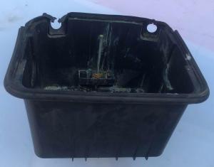 Крепление АКБ Ford Mustang 2015-2020 FR3Z 10732 C ; FR3B 10723 AD/AC/AB