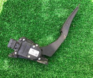 Педаль газа Chevrolet Express 2006-2017 25983780 ; 20827131 ; 23285466 ; 84328656 ; 84328657