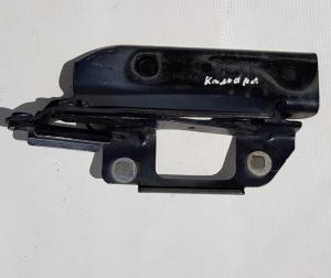 Петля капота правая Chevrolet Camaro 2009-2015 92235924