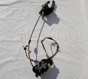Замок двери задний левый Ford Explorer 3 3L2Z 78264A01 CB; 5L2Z 78264A01 AC; 1L24 78266B39