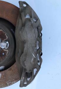 Суппорт тормозной передний правый Ford Mustang 2015-2020 FR3Z 2B120 H ; FR3C 2B294 BD/BB/BC