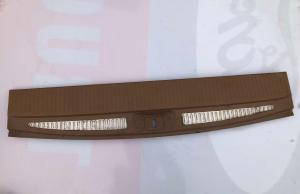 Молдинг багажного отсека Cadillac Escalade 2015-2019 22955009 ; 22826478