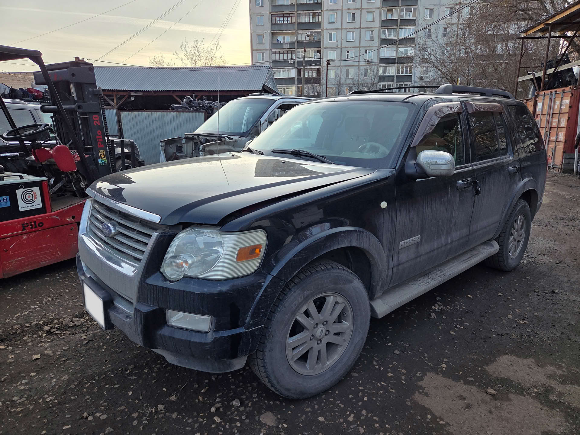 В разборе Ford Explorer 4.0L 2008г