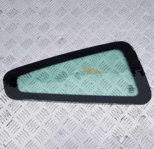 Стекло задней форточки правое Ford Mustang 2004-2014 4R3Z 6329710 AA; 4R33 6329700;