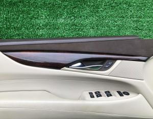 Накладка декоративная обшивки водительской двери Cadillac Escalade 2015-2020 65468454