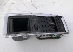 Дефлектор панели торпедо правый Dodge Ram 1500 / 2500 / 3500 / 4500  2010-2012 1NL921J8AA