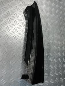 Молдинг/Накладка задней стойки багажника внешняя левая Cadillac Escalade 2006-2014 15791313; 25970635