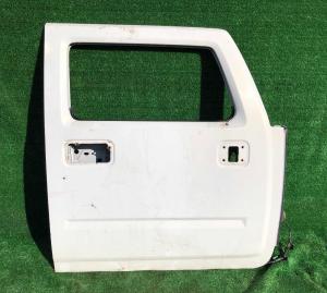 Дверь пассажирская Hummer H2 2003-2009 25887985 ; 10396641 ; 25845884 ; 15249705 ; 15220355 ; 15063269 ; 15185730 ; 15192369 ; 15185730 ; 15192369 ; 15199904 ; 15113788 ; 15129458 ; 21994142 ; 15138382