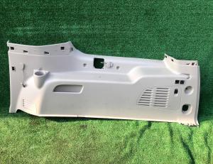 Обшивка багажника правая Cadillac Escalade (ESV) 2015-2020 23221259