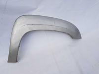 Молдинг переднего правого крыла Chevrolet Avalanche 15944735 ; 15944736