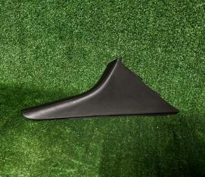 Наклада центральной консоли правая Cadillac Escalade 2015-2017 23499904 ; 22917068