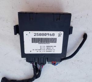 Модуль Liftgate/управления открыванием багажника  Chevrolet Tahoe 2006-2014 25880968; 25824256; 25808858