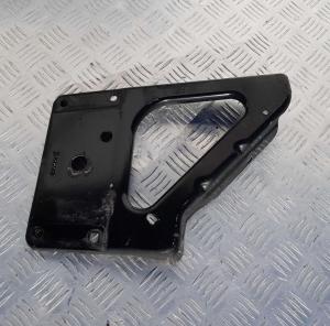 Кронштейн АКБ Chevrolet Tahoe 1999-2006 10399558; 15705101