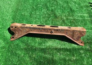 Балка Chevrolet Express 2003-2006 88982351