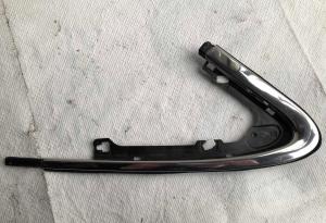 Молдинг стекла двери левый Cadillac Escalade Tahoe 2015-2020 23173661