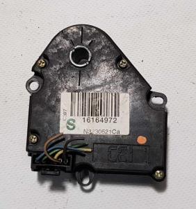 Моторчик заслонки отопителя Chevrolet (General Motors) 16164972