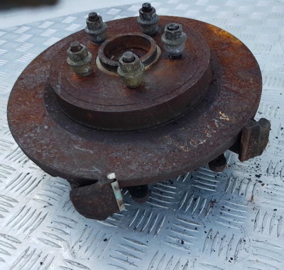 Кулак поворотный задний левый Lincoln Aviator 2002-2005 3L2Z 5A969; 2C54 5A971; 3L2Z 1109 AA; 5U2Z 2V026 L