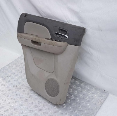 Обшивка двери задней левой Chevrolet Tahoe 2006-2008 20895864; 25780046; 15919753; 15874346; 15847045; 15844570; 15214087