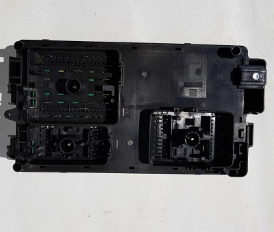 Блок предохранителей Chevrolet Camaro 2009-2015 22760635