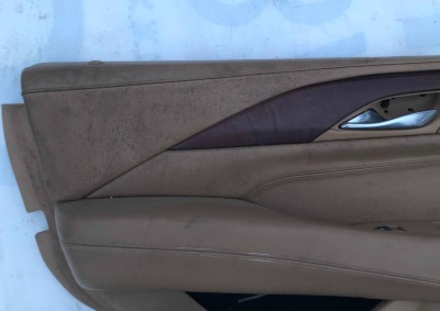 Обшивка задней левой двери Cadillac Escalade 2015-2020 23331033 ; 23116688