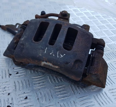 Суппорт тормозной передний левый Lincoln Aviator 2002-2005 2C54 2B302 AD; 2C5Z 2B120 AD; 7L14 2B302