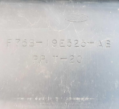 Панель/Кожух замка капота Ford F150 1996-2003 F75B 19E525 AB; F65Z 19E525 AF
