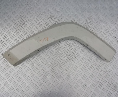 Накладка заднего крыла правого Jeep Commander 2005-2010; 5JP90TZZAD