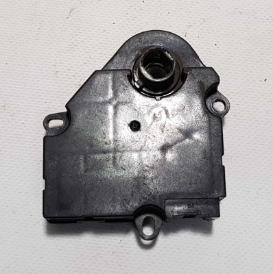 Моторчик заслонки отопителя Chevrolet (General Motors) 52402612