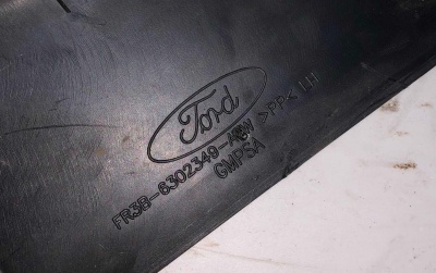 Накладка передней стойки нижняя левая Ford Mustang 2015-2019 FR3Z 6302345 AA ; FR3B 6302349 AG/AC/AD/AE/AF