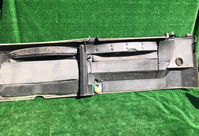 Обшивка салона задняя левая Chevrolet express 2003-2014 25904145 ; 25729735 ; 25746338 ; 25753427 ; 15102396 ; 25759323