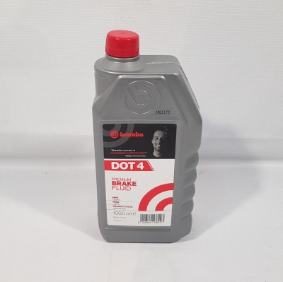 Жидкость тормозная Brembo DOT4 (1L) L04010