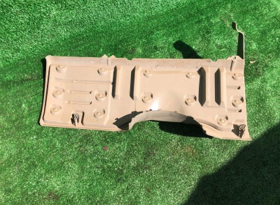 Накладка панели торпедо в ногах водителя Hummer H2 2003-2007 15191659 ; 15066465 ; 15058424