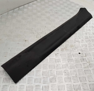 Накладка порога правая Chevrolet Camaro 2010-2015 92232884