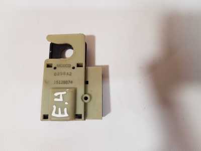 Концевик педали тормоза Chevrolet  2000-2006 15128874 ; 15163032