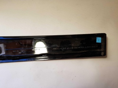 Накладка водительской двери Ford Explorer 3-4 4L24 7820555