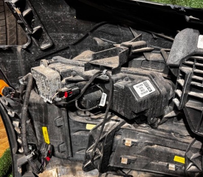 Фара противотуманная левая Chevrolet Camaro 2019-2024 84756153 ; 84495535