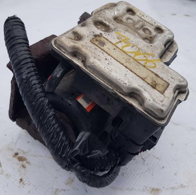 Блок ABS Chevrolet Avalanche 2001-2006 19244895; 19122252; 88982938; 88982305; 19149234; 88964302; 88982306; 88935847; 12478048; 12476308; 12475232; 12472988; 12475563; 88935631; 88934713; 13354730
