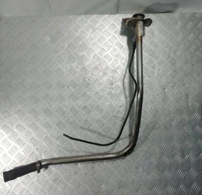 Горловина топливного бака Hummer H3 2005-2010 15877575