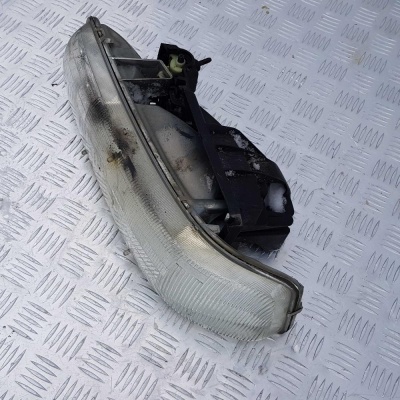 Фара передняя левая Chevrolet Tahoe 1999-2006 16526133; 16524403; 16525099