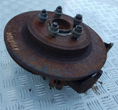 Кулак поворотный задний правый Lincoln Aviator 2002-2005 3L2Z 5A968; 2C54 5A970; 3L2Z 1109 AA; 5U2Z 2V026 L