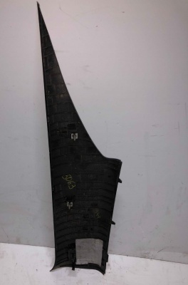 Накладка задней стойки левая Ford Mustang 2015-2020 JR3Z 6352019 AA  ; FR3B 6331011 AF/FR/AD/AH/AJ/AE ; JR3B 6331011 AA/AB/AC