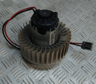 Мотор отопителя Chevrolet Camaro 2009-2015 23438987