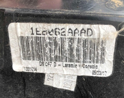 Накладка центральной консоли Dodge Ram 1500 /2500 / 3500 / 4500 / 2011-2012 1EB062AAAD