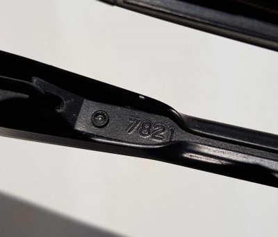 Поводок стеклоочистителя передний левый Chevrolet Camaro 2009-2015 92231674