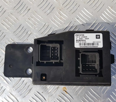 Блок комфорта BCM Hummer H3 25816709; 25830697; 25830696; 15802495; 15802491; 15926780; 15845915; 15951588